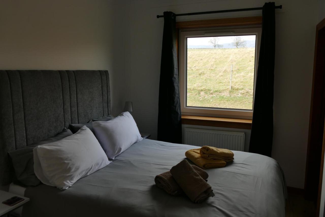 Wallace Lodge Crieff Bagian luar foto