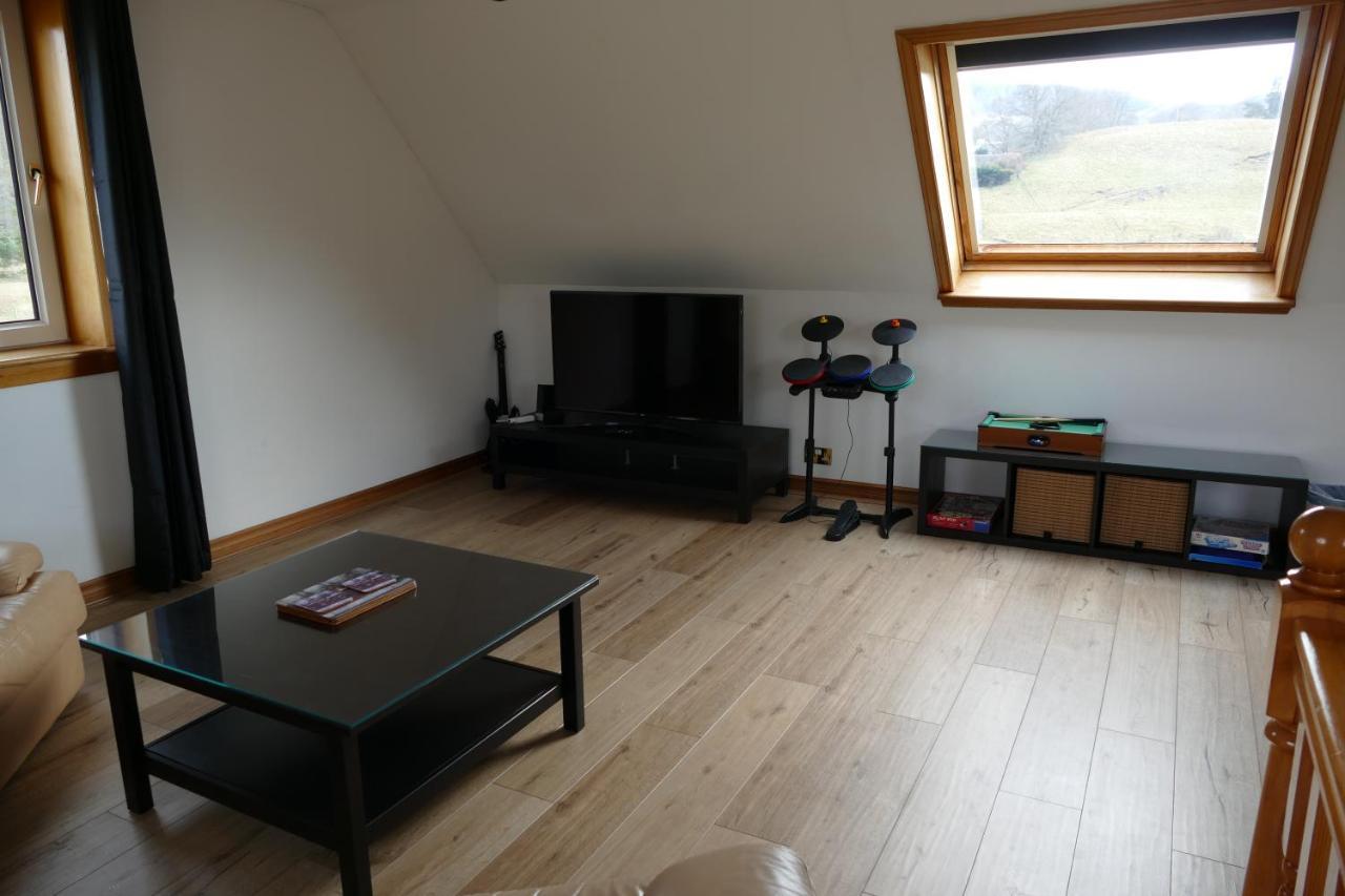 Wallace Lodge Crieff Bagian luar foto